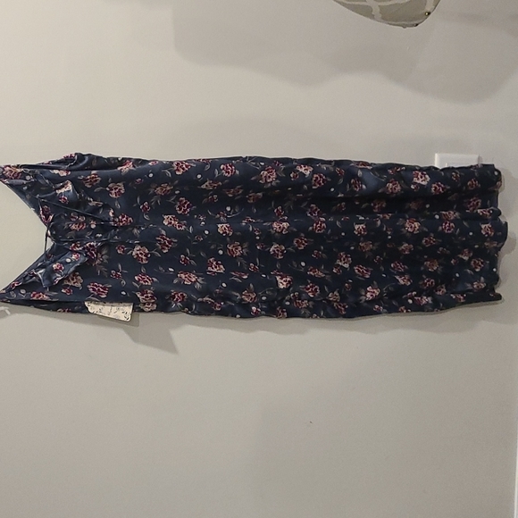 NWT Honey Belle grey satin feel floral jumpsuit - Picture 6 of 9